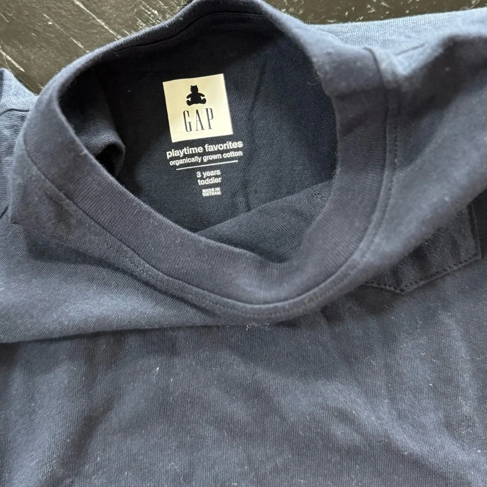 3T Never Worn GAP Blue Long Sleeve Tee for Kids
